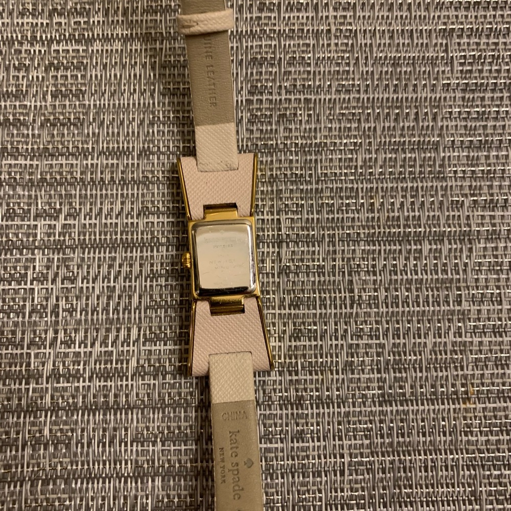Kate Spade Bow Shaped Watch, Ivory, Saffiano Leather/Gold - Picture 4 of 9